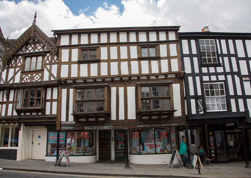 Tudor facade of The Townhouse Ludlow